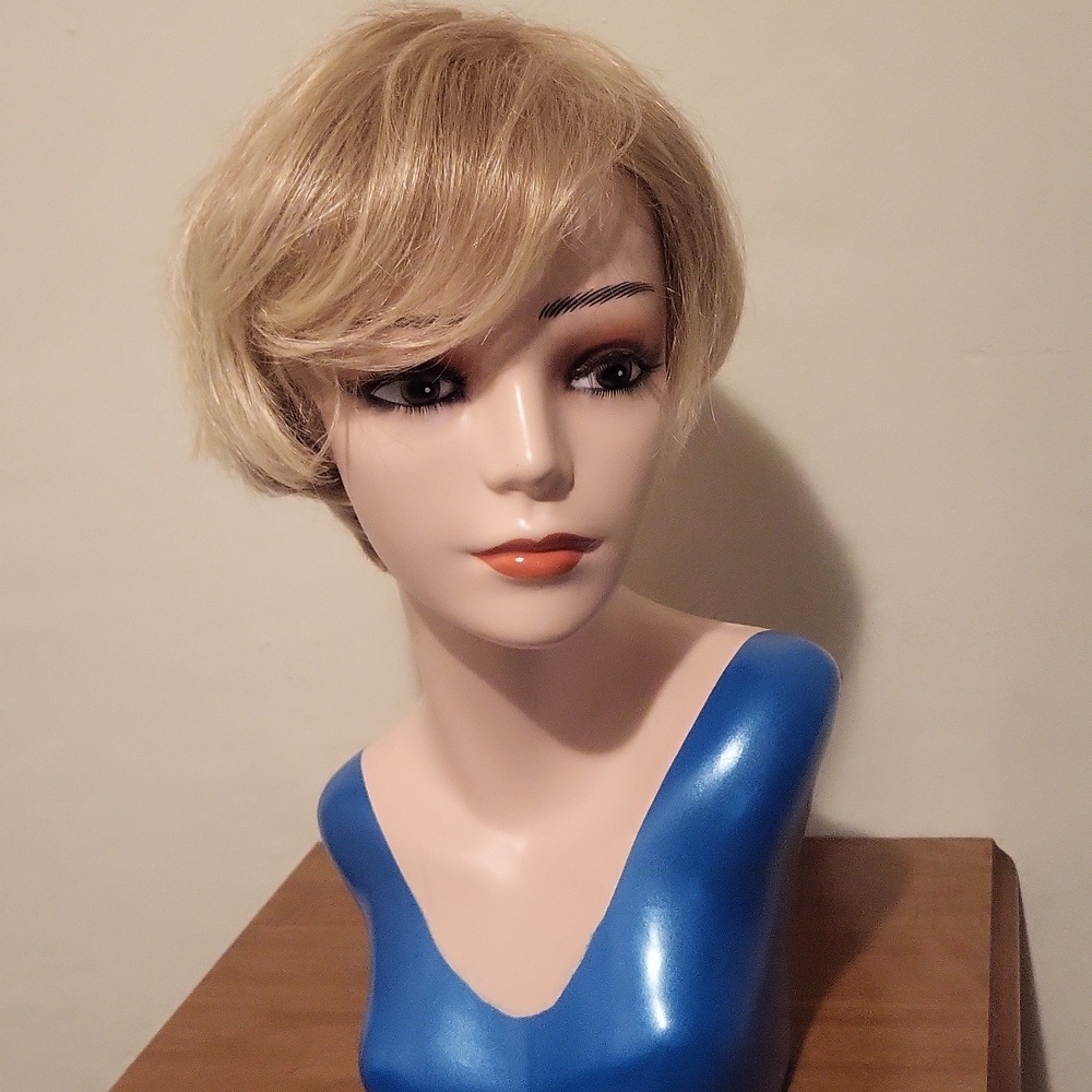 Paula Young Wig "DANCE-A" F888-8